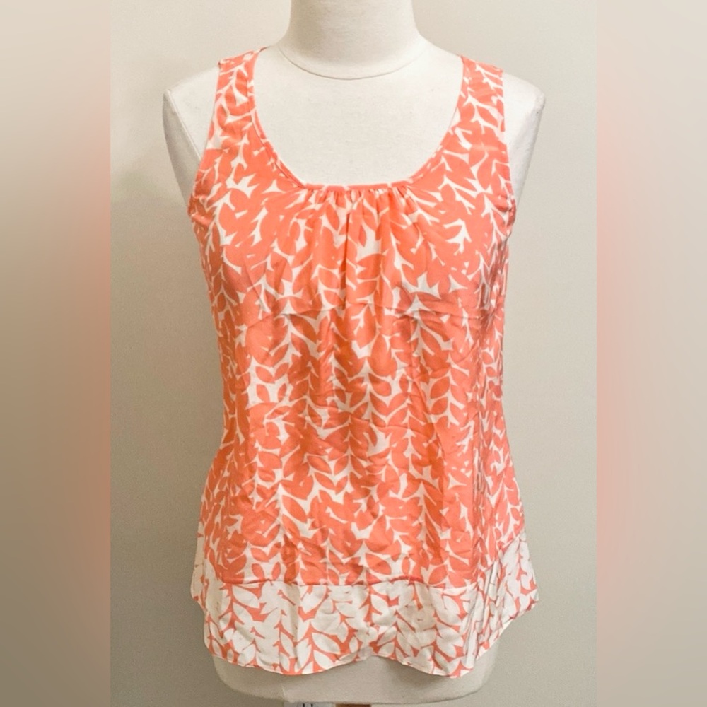 Banana Republic Vtg SZ S Peach Cream Leaf Print Y2K Quiet Luxury 100% Silk Top